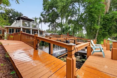 Exterior - 507 Lakeshore Dr, Eustis, FL 32726 photo 18 of 19