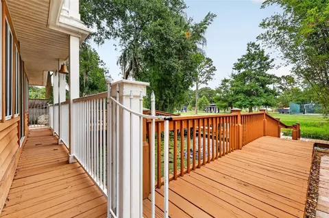 Exterior - 507 Lakeshore Dr, Eustis, FL 32726 photo 14 of 19