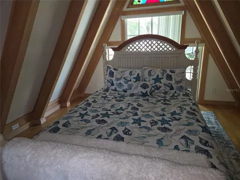 Bedroom - 507 Lakeshore Dr, Eustis, FL 32726 photo 7 of 9