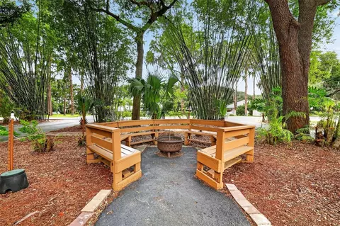Other - 507 Lakeshore Dr, Eustis, FL 32726 photo 3 of 12