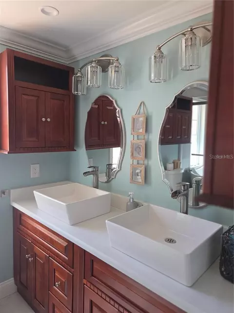 Bath - 507 Lakeshore Dr, Eustis, FL 32726 photo 3 of 5