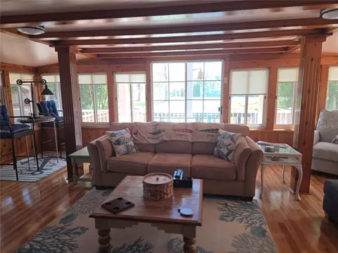 Living - 507 Lakeshore Dr, Eustis, FL 32726 photo 1 of 2