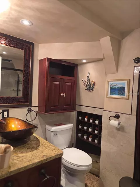 Bath - 507 Lakeshore Dr, Eustis, FL 32726 photo 5 of 5