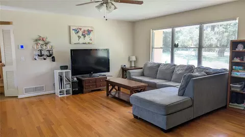 Living - 2469 Broadvue Ave, Eustis, FL 32726 photo 3 of 6