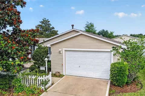 448 Canterbury Ct, The Villages, FL 32162