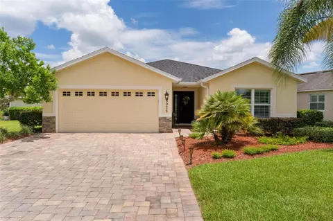5075 Neptune Cir, Oxford, FL 34484