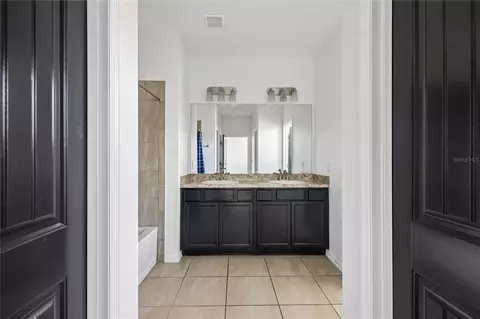 Entry Way - 5277 SE 91st Pl, Ocala, FL 34480 photo 3 of 3