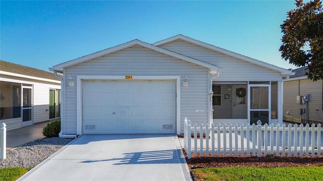 2301 Whisper St, The Villages, FL 32162