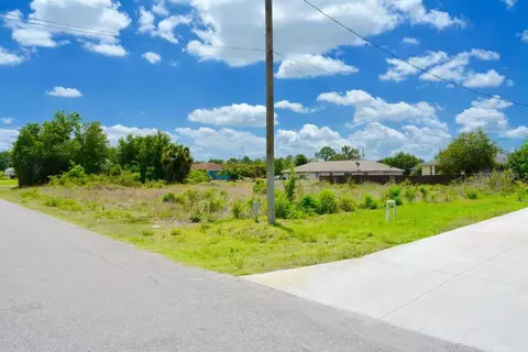45054507 27th St SW, Lehigh Acres, FL 33973