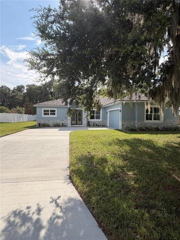 319 Water Shore Dr, Leesburg, FL 34748