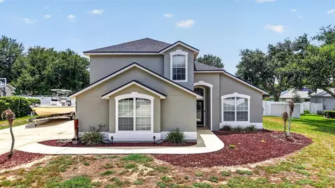 36809 Meridian Cir, Grand Island, FL 32735