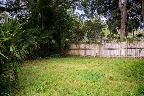 Exterior - 900 Kentucky Blvd, Eustis, FL 32726 photo 3 of 4
