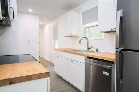 Kitchen - 900 Kentucky Blvd, Eustis, FL 32726 photo 1 of 1
