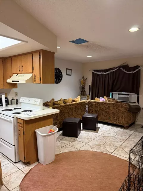 421 Jennifer Ln, Eustis, FL 32726 photo 3