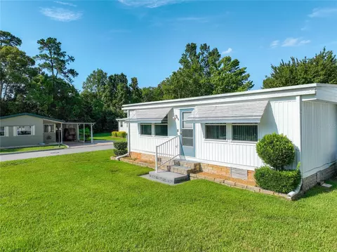 Exterior - 1925 Brookside Dr, Mount Dora, FL 32757 photo 10 of 21
