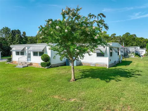Exterior - 1925 Brookside Dr, Mount Dora, FL 32757 photo 3 of 21