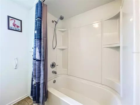 Bath - 1925 Brookside Dr, Mount Dora, FL 32757 photo 4 of 5
