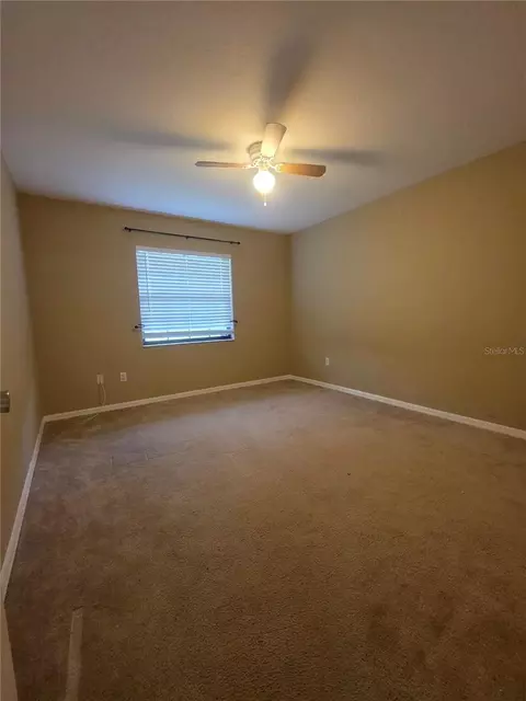Bedroom - 125 Oak Cir, Ocala, FL 34472 photo 1 of 6