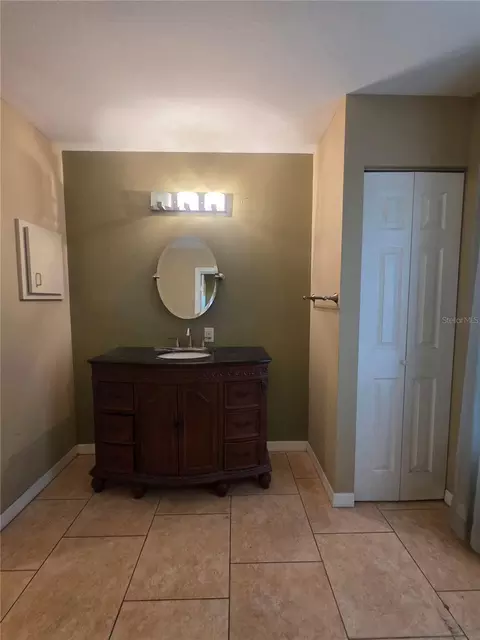 Bath - 125 Oak Cir, Ocala, FL 34472 photo 3 of 4