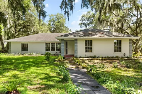 7938 Jacksons River Rd, Leesburg, FL 34788