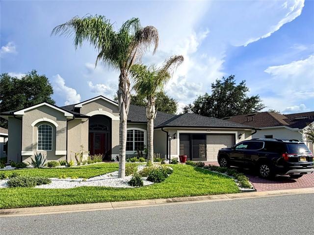 5602 Squires Dr, Leesburg, FL 34748