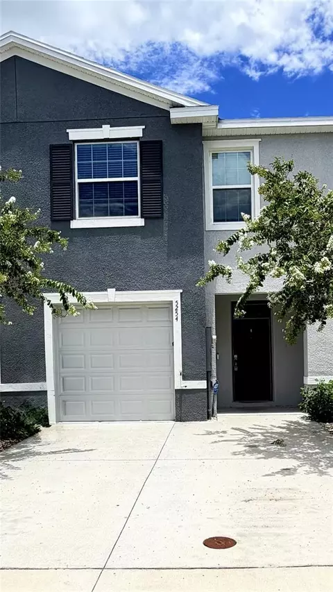 5254 Dragonfly Dr, Wildwood, FL 34785