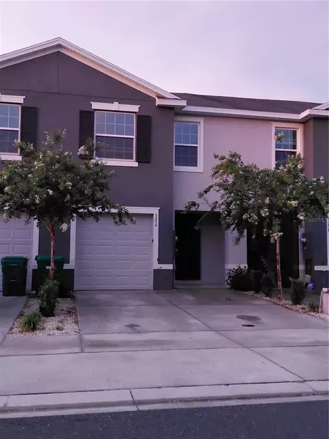 5254 Dragonfly Dr, Wildwood, FL 34785