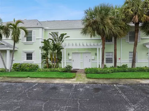 4779 Coquina Key Dr SE, Saint Petersburg, FL 33705