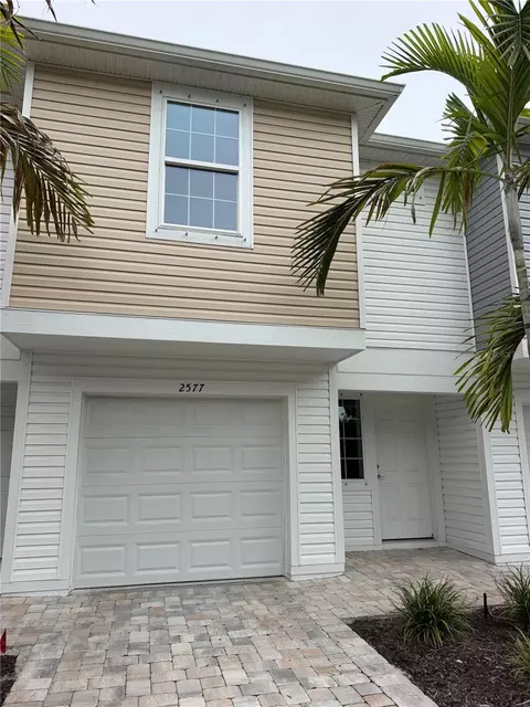 2577 6th Avenue Dr E, Bradenton, FL 34208