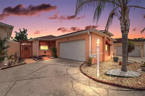 1004 Laredo Ln, Lady Lake, FL 32159