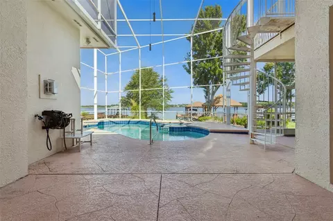 Exterior - 1901 Edgewater Dr, Mount Dora, FL 32757 photo 6 of 11