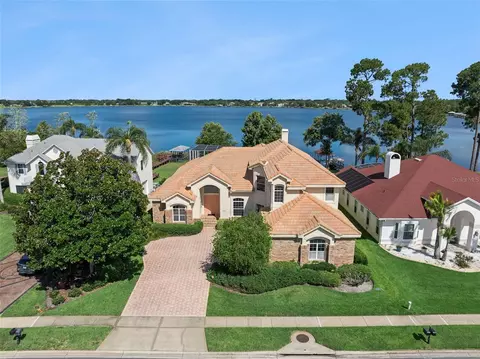 View/Area - 1901 Edgewater Dr, Mount Dora, FL 32757 photo 1 of 10
