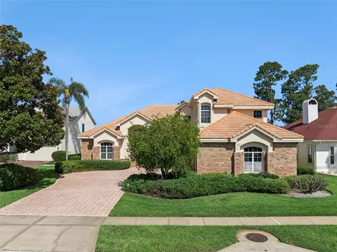 Exterior - 1901 Edgewater Dr, Mount Dora, FL 32757 photo 2 of 11