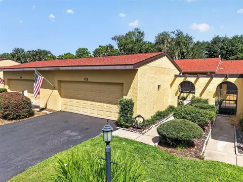 Exterior - 1111 Lakeshore Dr #C3, Eustis, FL 32726 photo 9 of 10