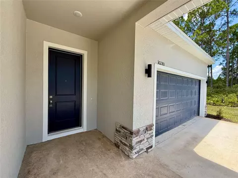 Exterior - 30280 W Bluebell Ave, Eustis, FL 32736 photo 7 of 10