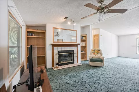 2786 NE 33rd Pl, Coleman, FL 33521 photo 9