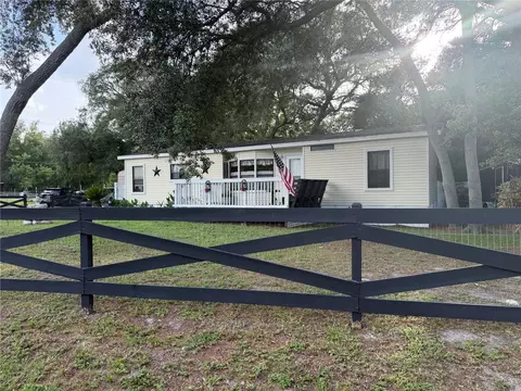 40235 Overlook Dr, Eustis, FL 32736 photo 1