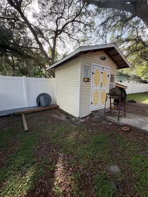 40235 Overlook Dr, Eustis, FL 32736 photo 8