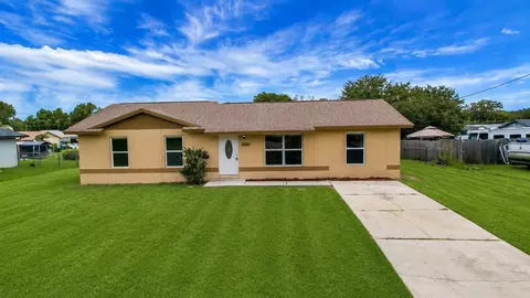 1229 Padgett Cir, Lady Lake, FL 32159