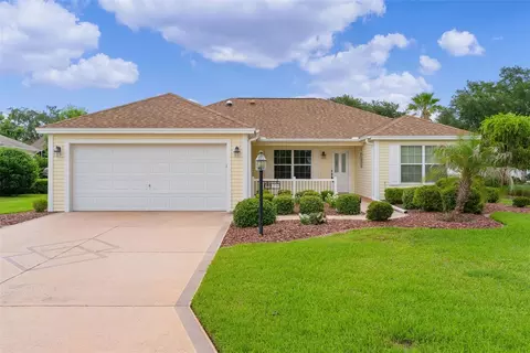 649 Ravenel Ct, The Villages, FL 32162