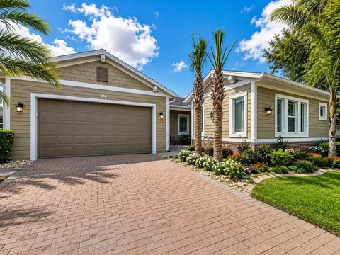 130 Balmy Coast Rd, Groveland, FL 34736