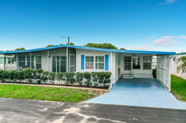 176 Sunset Dr, Tavares, FL 32778