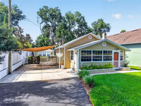 Exterior - 418 E 10th Ave, Mount Dora, FL 32757 photo 13 of 14