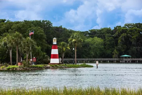 View/Area - 418 E 10th Ave, Mount Dora, FL 32757 photo 5 of 10