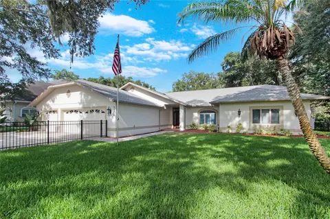 34205 Park Ln, Leesburg, FL 34788