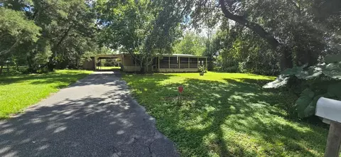449 Hitchcock St, Lady Lake, FL 32159