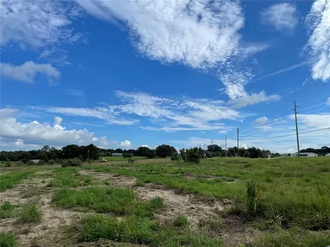 Sunset Harbor Rd, Weirsdale, FL 32195