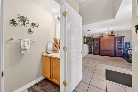 Entry Way - 600 Briarcliff Rd, Eustis, FL 32726 photo 5 of 8