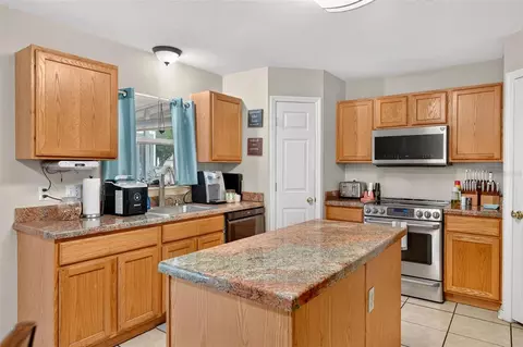 Kitchen - 600 Briarcliff Rd, Eustis, FL 32726 photo 1 of 4
