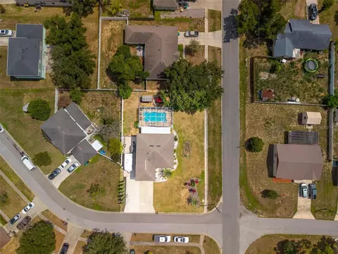 View/Area - 600 Briarcliff Rd, Eustis, FL 32726 photo 6 of 9